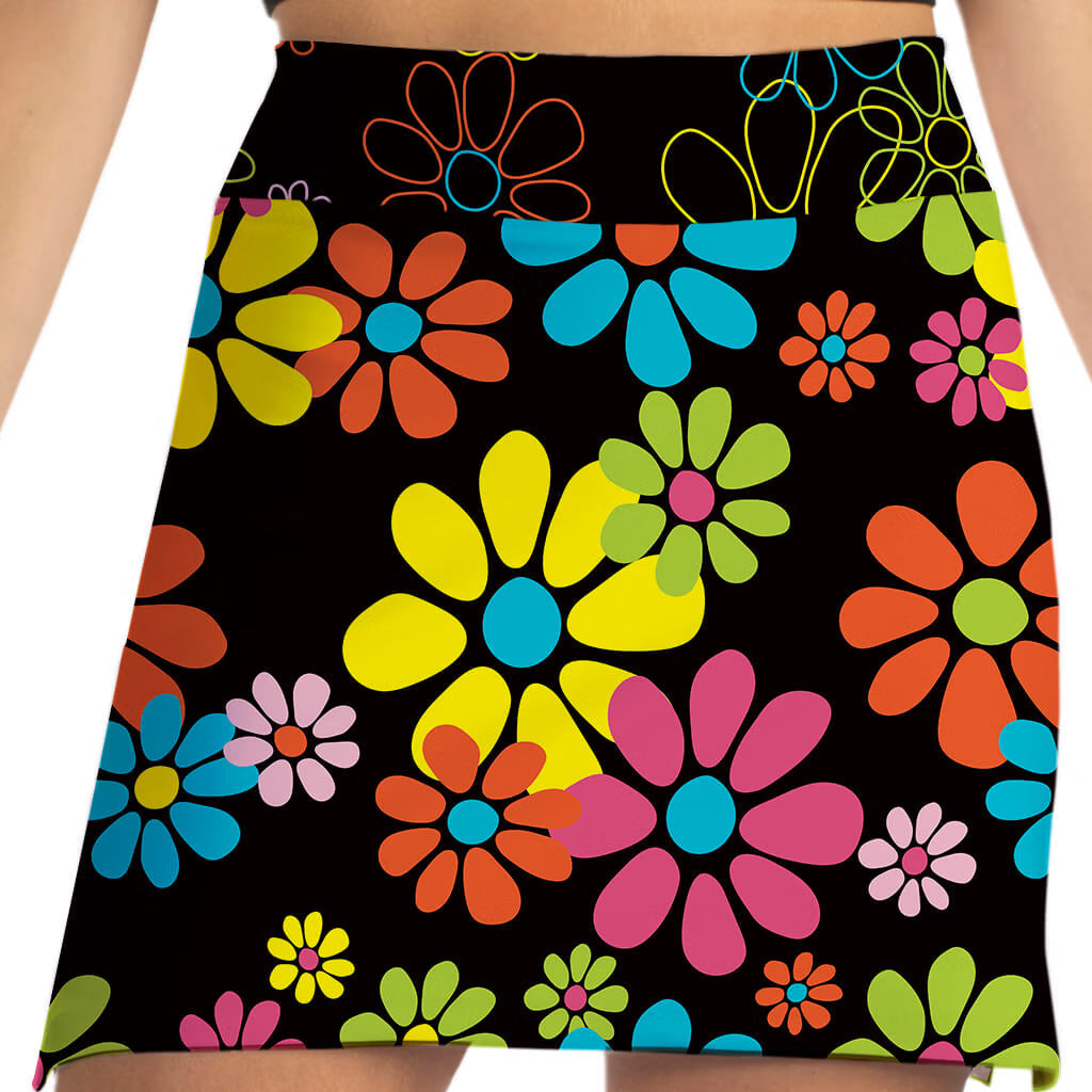 NIGHT DAISIES BLACK SKORT