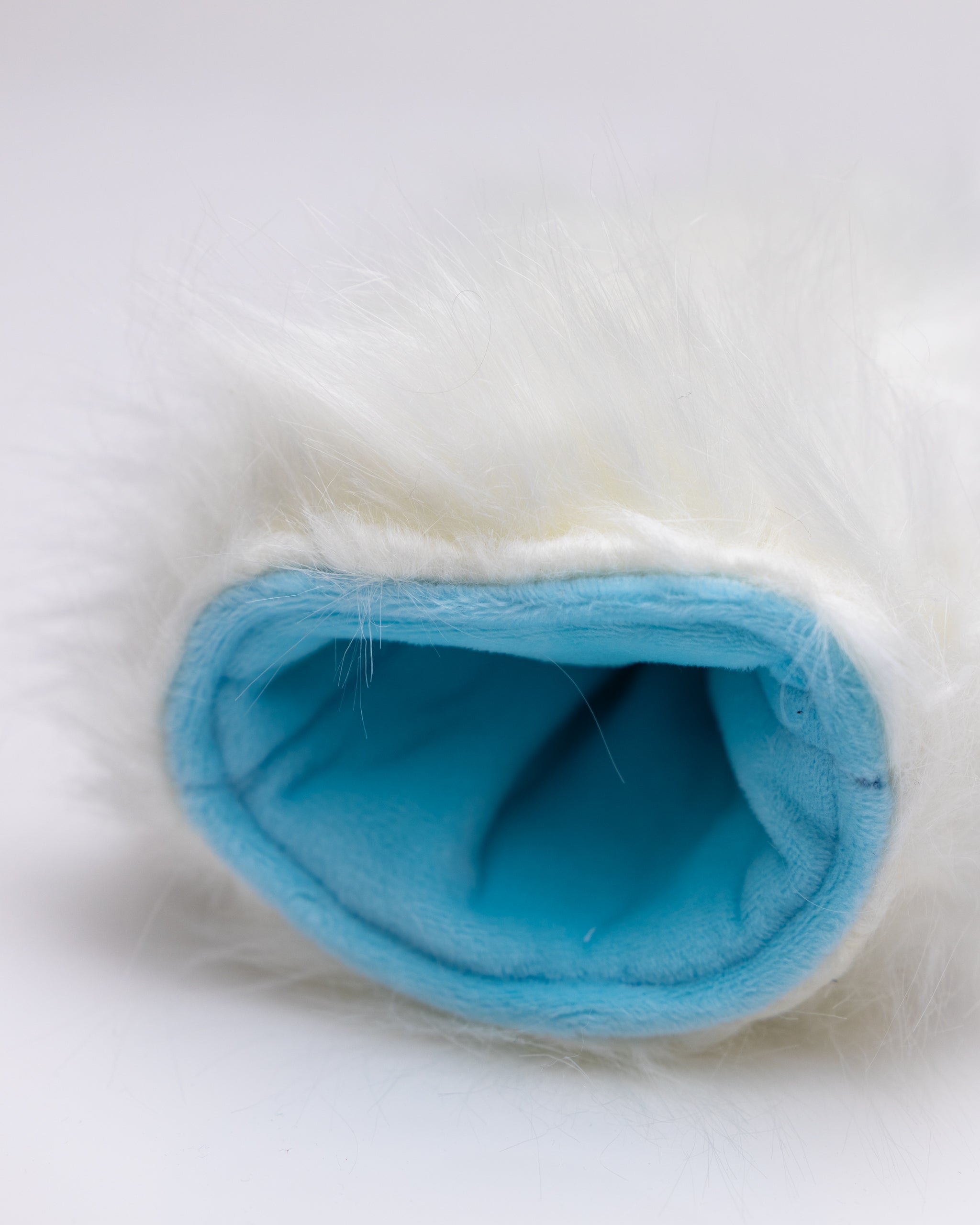 Yeti - Hybrid Cover